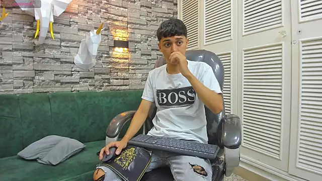 DamiBright online show from 11.01.25