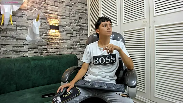 DamiBright online show from 11.28.25