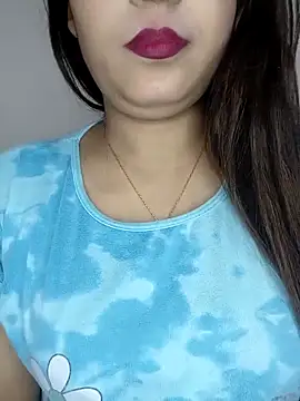 Shanaya Hotty online show from 11.06.25