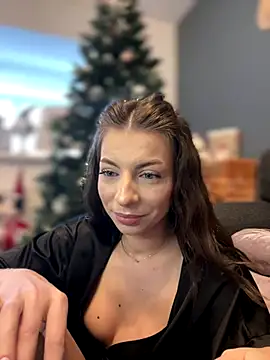 Mia Ethan online show from 12.06.24