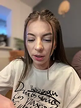 Mia Ethan online show from 01.30.25