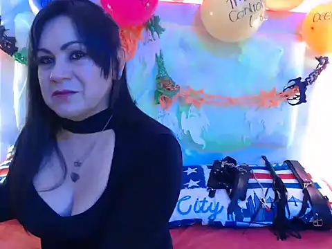 jescaoporto4 online show from 10.30.25