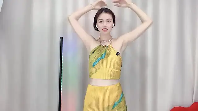 Alina-688- online show from 01.08.25