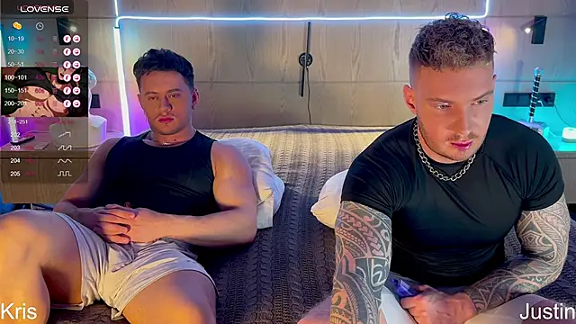 Snapshot of Justin_Hardy chatting on 10.24.25 Justin Hardy online show from 10.24.25