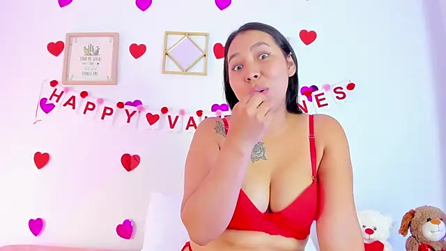 EmmaRogers online show from 02.14.25