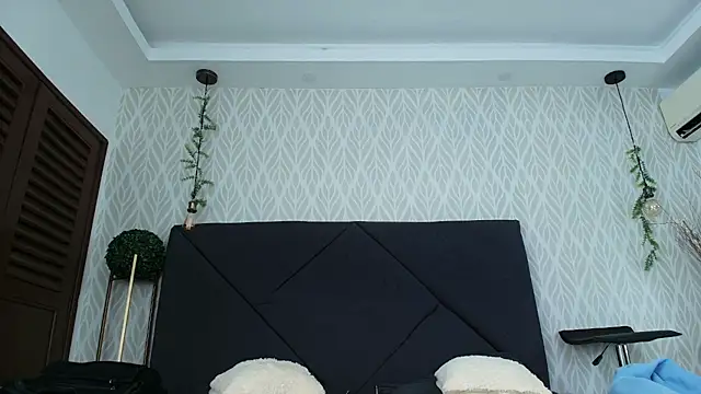 sandy rivas online show from 04.13.26