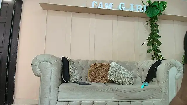 kayna gomez online show from 02.05.25