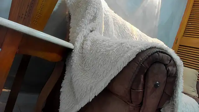 Snapshot of Dylanstonne chatting on 12.09.24 Dylanstonne online show from 12.09.24