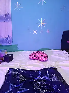 dulcesilvana10 online show from 12.18.24