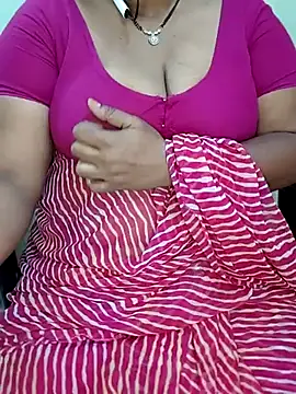 Snapshot of Sexy-Telugunayana2 chatting on 10.29.25 Sexy-Telugunayana2 online show from 10.29.25