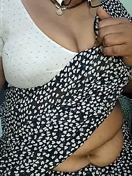 Snapshot of Sexy-Telugunayana2 chatting on 11.01.25 Sexy-Telugunayana2 online show from 11.01.25