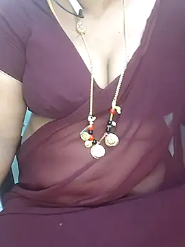 Snapshot of Sexy-Telugunayana2 chatting on 11.21.25 Sexy-Telugunayana2 online show from 11.21.25