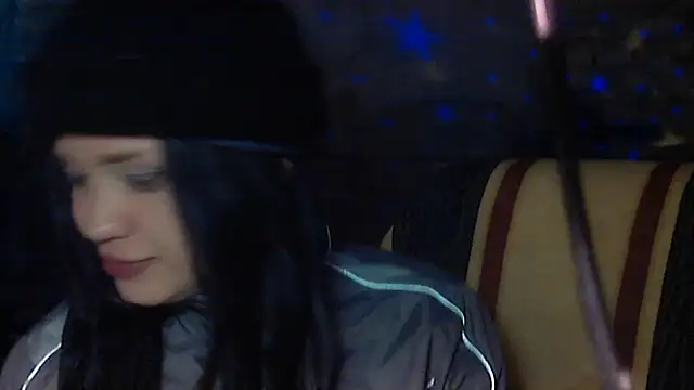 Snapshot of iva_spirit chatting on 01.19.25 iva spirit online show from 01.19.25