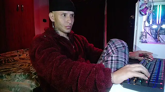 Snapshot of esjrobles chatting on 03.18.25 esjrobles online show from 03.18.25