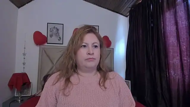 Snapshot of MonyCassius chatting on 02.15.26 MonyCassius online show from 02.15.26