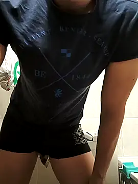 petibacsi96 online show from 01.15.25