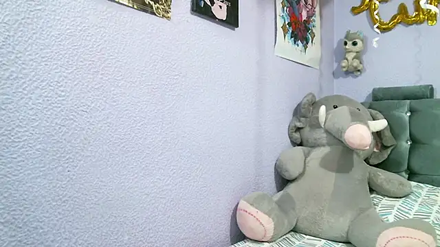 Snapshot of pamelaykamila chatting on 03.16.25 pamelaykamila online show from 03.16.25