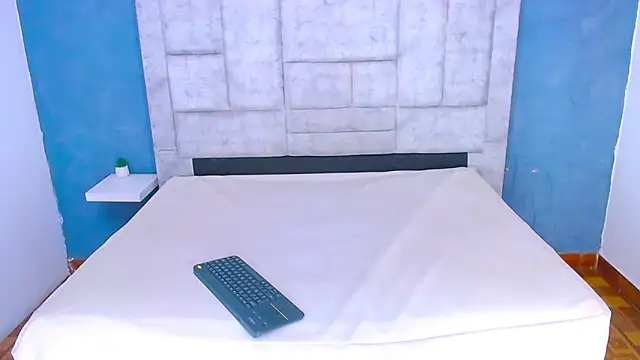 Eban Dustan online show from 12.20.24