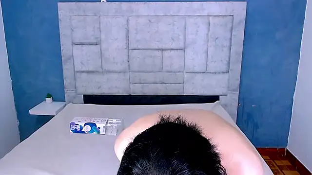 Eban Dustan online show from 12.31.24