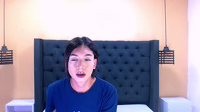 Eban Dustan online show from 01.14.25