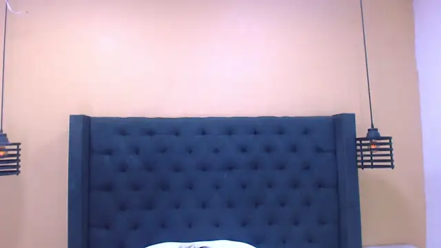 Eban Dustan online show from 01.31.25