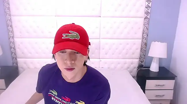 Eban Dustan online show from 02.14.25