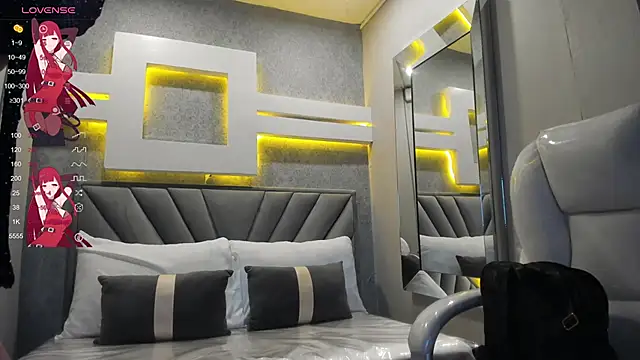 Snapshot of JessicaMilan chatting on 01.29.25 JessicaMilan online show from 01.29.25