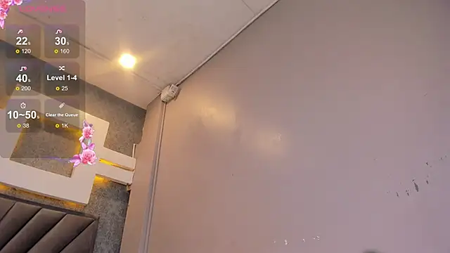 Snapshot of JessicaMilan chatting on 03.21.25 JessicaMilan online show from 03.21.25