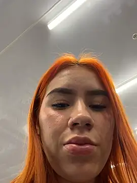 Im Valen Cute online show from 02.25.25