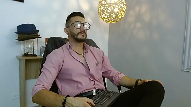 Reiko 85  online show from 02.27.25