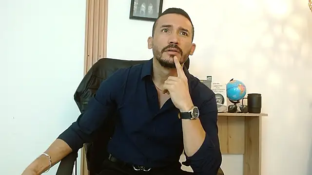 Reiko 85  online show from 09.14.25