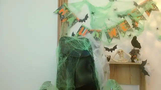 Reiko 85  online show from 10.11.25