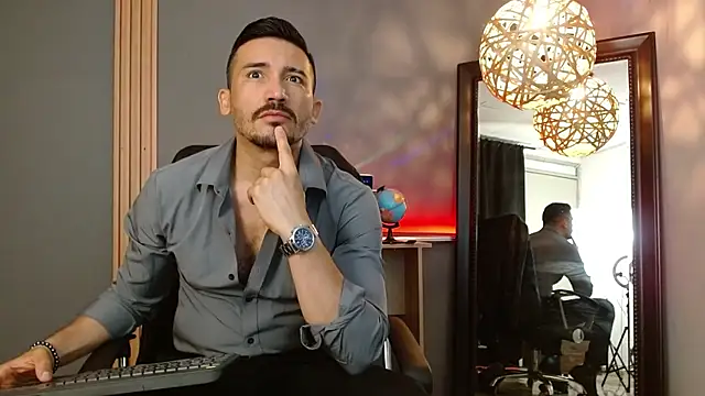 Snapshot of Reiko_85_ chatting on 05.18.26 Reiko 85 online show from 05.18.26