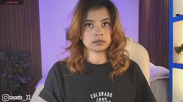 Antonella Torres2 online show from 12.17.25