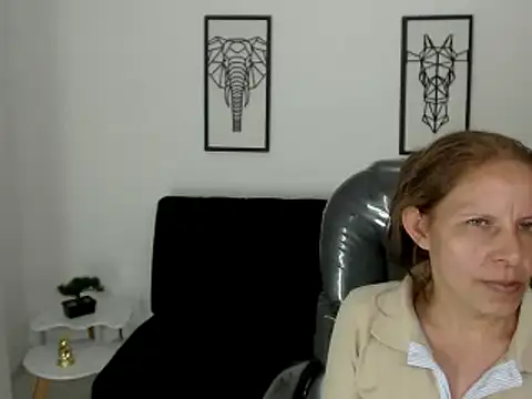 Milf karlye online show from 02.11.25