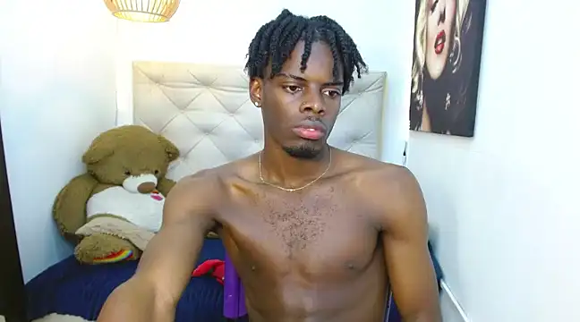 Snapshot of royce_ebony chatting on 12.13.24 royce ebony online show from 12.13.24