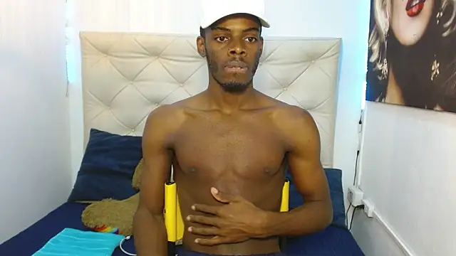 Snapshot of royce_ebony chatting on 02.22.25 royce ebony online show from 02.22.25