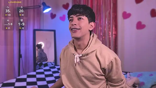 Snapshot of teobowny_ chatting on 02.07.25 teobowny online show from 02.07.25