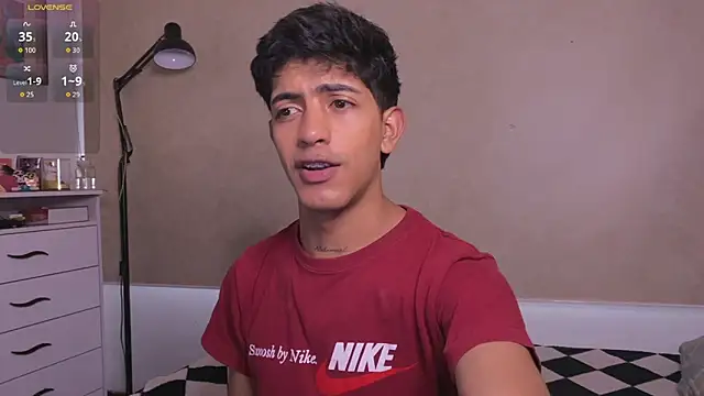 Snapshot of teobowny_ chatting on 11.15.25 teobowny online show from 11.15.25