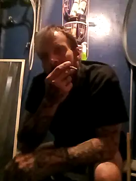 Snapshot of Whipit323 chatting on 03.17.26 Whipit323 online show from 03.17.26