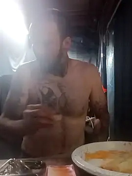 Snapshot of Whipit323 chatting on 04.03.26 Whipit323 online show from 04.03.26