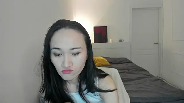 aenie online show from 10.21.25