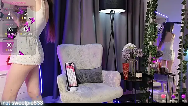 Snapshot of Anal_Girl_ chatting on 02.26.26 Anal Girl online show from 02.26.26