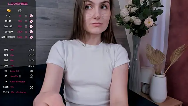 MariamBluitt online show from 12.06.24