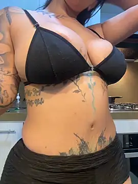 Snapshot of AndyFire69 chatting on 02.16.26 AndyFire69 online show from 02.16.26