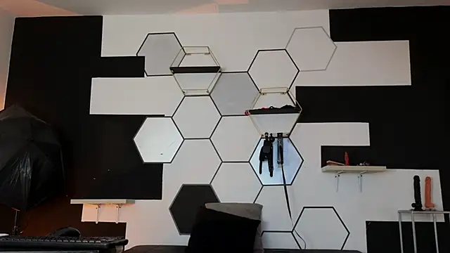 haileycat online show from 02.10.25