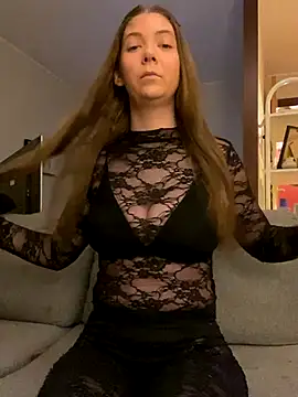 Mandispandis1 online show from 11.24.25