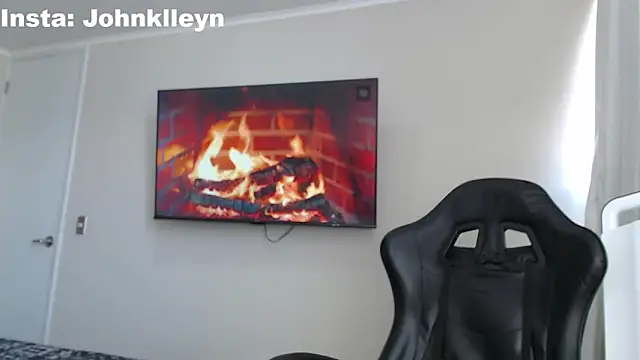 Snapshot of jonhklleyn chatting on 11.07.25 jonhklleyn online show from 11.07.25