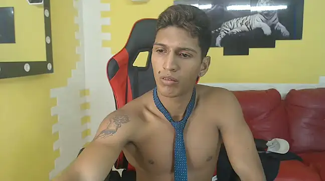 mau elixxx online show from 12.22.24