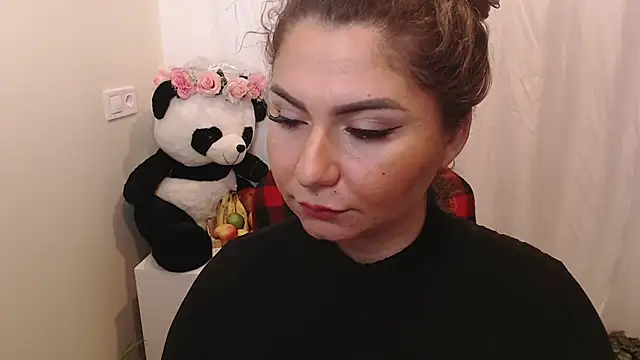 Genesisgems11  online show from 01.24.25